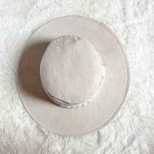 tan/nude/pink wide brim hat suede